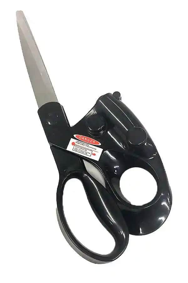 Elektronik ve Aksesuar Üretiminde Lazerli Makasların Rolü ve Geleceği