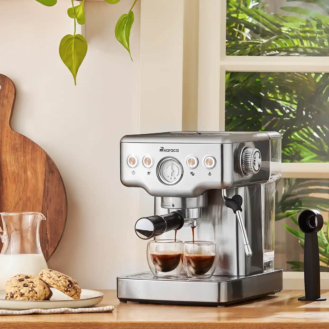 Karaca Coffee Art 1353: Evde Kahve Yapımında Modern ve Çok Fonksiyonlu Teknoloji
