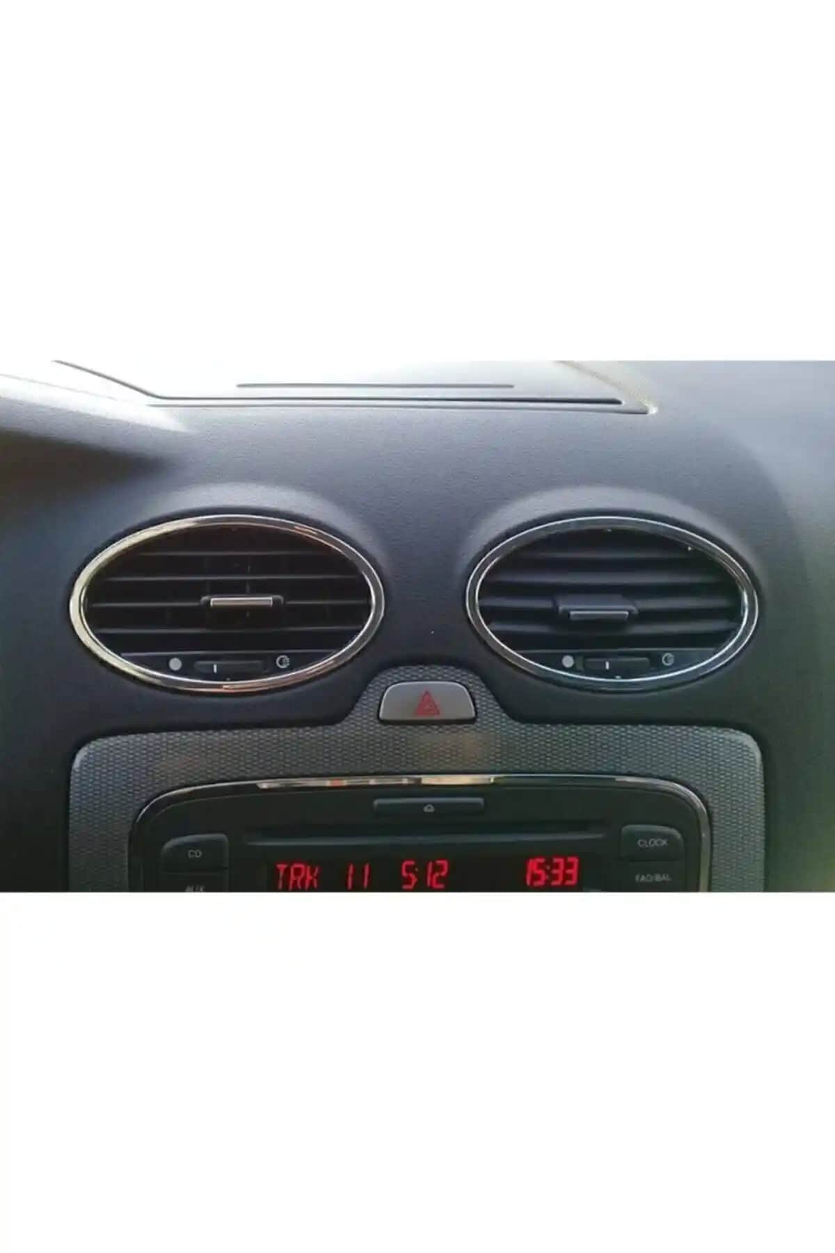 Ford Focus 2 Model İçin Özel Havalandırma Kromu Detaylı İnceleme ve Değerlendirme