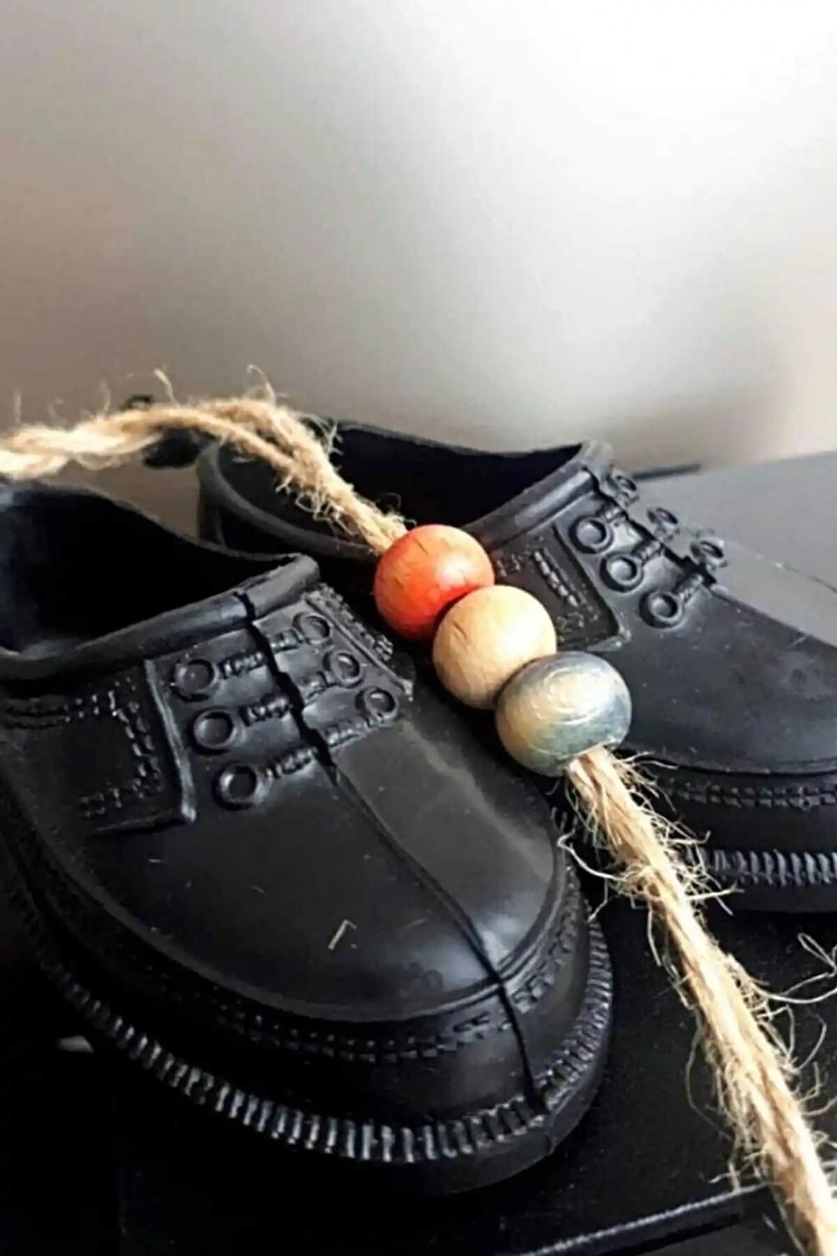 Minyatür Dikiz Aynası Kara Lastik Modeli Araba İçin Dekoratif Aksesuarlar