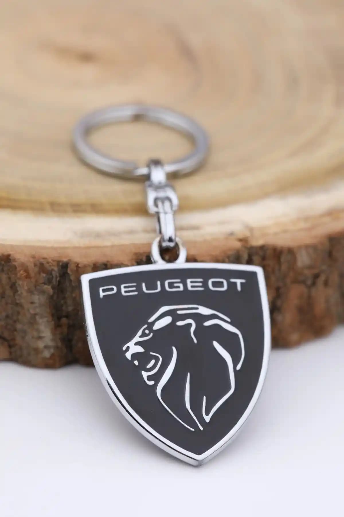 Peugeot Marka ve Model İçin Tasarlanmış Şık ve Dayanıklı Anahtarlık Özellikleri