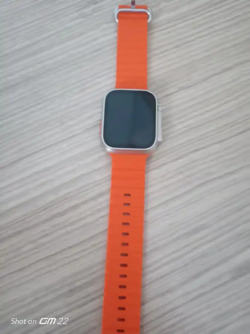 Çakma Akıllı Saatler: Güvenlik, Kalite ve Kullanım Riskleri Üzerine Analiz