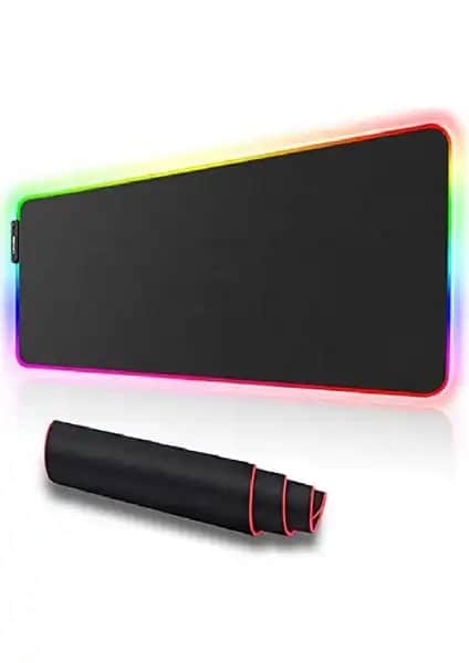 Batcell RGB12 ve Claw's Raptor: Geniş Boyutlu Oyun Mousepadleri Karşılaştırması