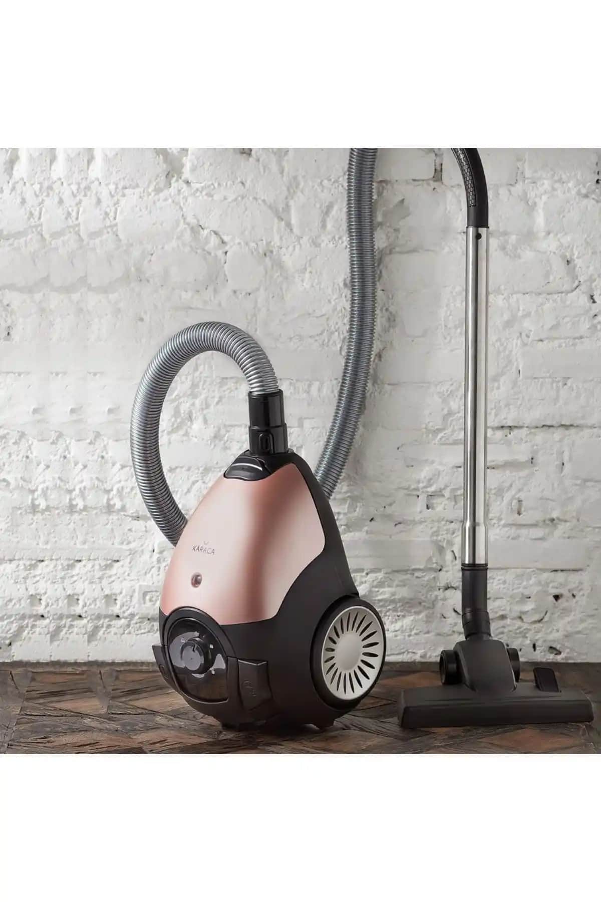Karaca Toz Torbalı Süpürge Rosegold ile Etkili Temizlik Deneyimi