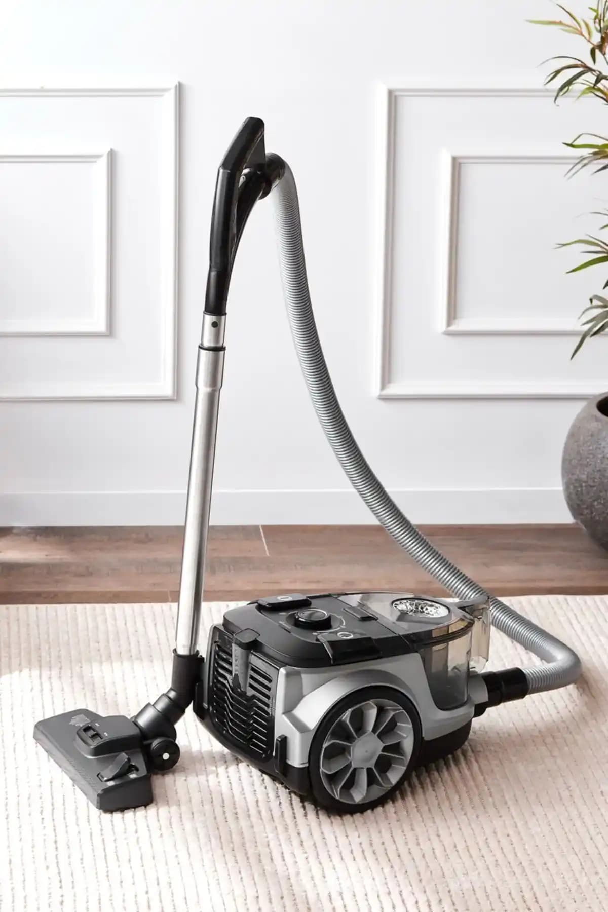 Karaca Vantuz High Force F2 Silver: Yüksek Performanslı Süpürge