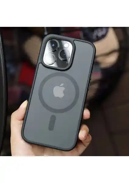 M.TK Moveteck Apple iPhone 14 Pro Max Kılıfı: Şıklık ve Korumanın Mükemmel Buluşması