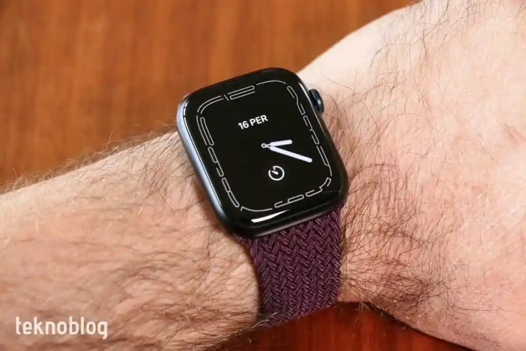 Apple Watch'un Temel Özellikleri ve Elektronik Aksesuar Kategorisindeki Yeri