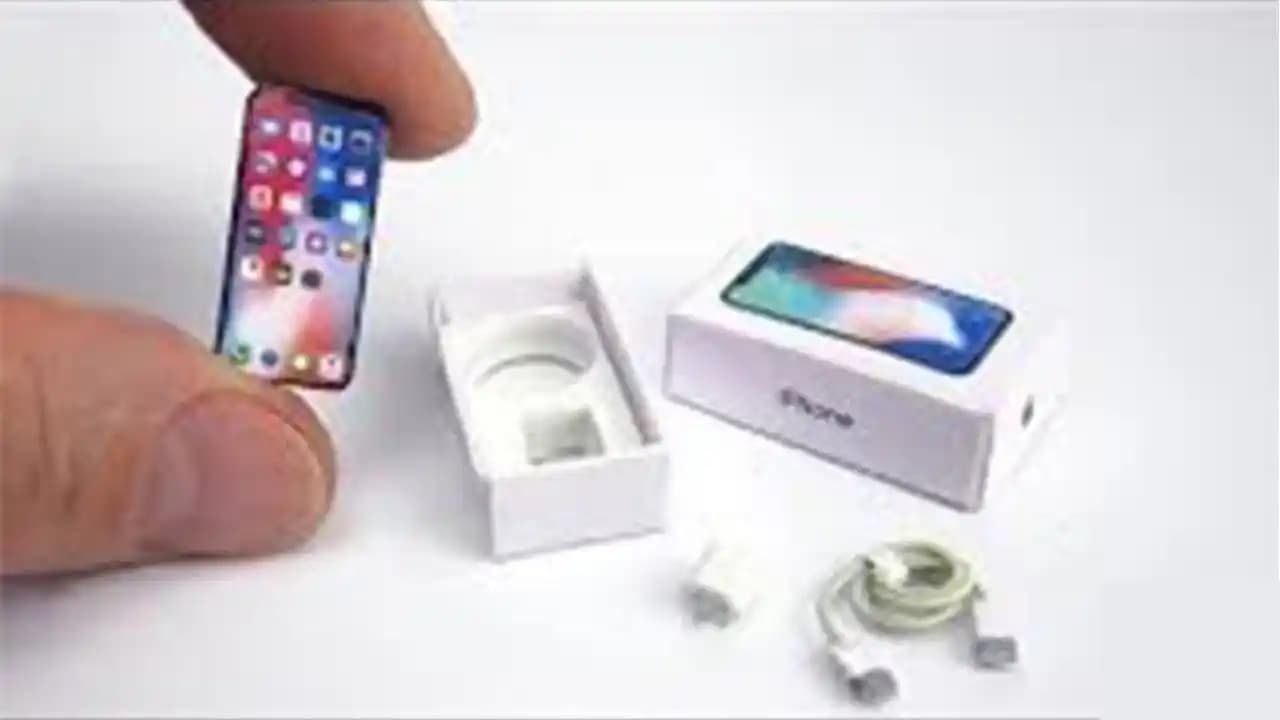 Dünyanın En Küçük iPhone'u: Tasarım Özellikleri ve Kullanım Avantajları