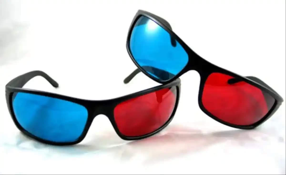 Güncel 3D Gözlük Teknolojileri ve Kullanım Alanları Analizi