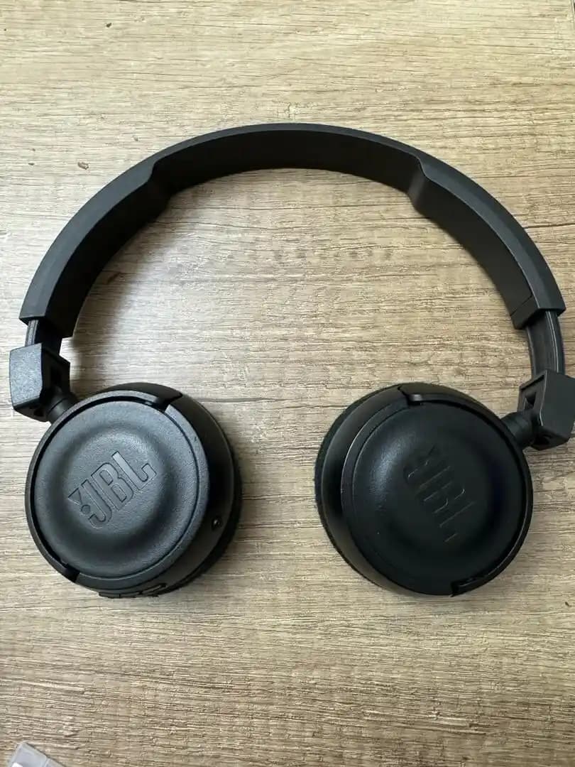 İkinci El Kablosuz Kulaklıklar: Teknoloji ve Ekonomik Fırsatların Birleşimi