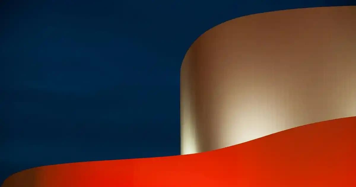 Logitech Pro 2 ve Süper Hafif 2 Fareleri: Performans ve Konfor Analizi