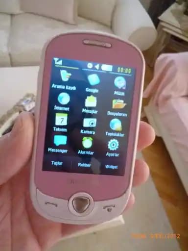 Samsung Pembe Telefonlar Eski ve Yeni Modelleriyle Güncel Durum ve Özellikler