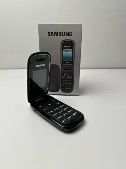 Samsung Tuşlu Kapaklı Telefonlar ve Güncel Modeller Analizi: Özellikler ve Kullanıcı Deneyimleri