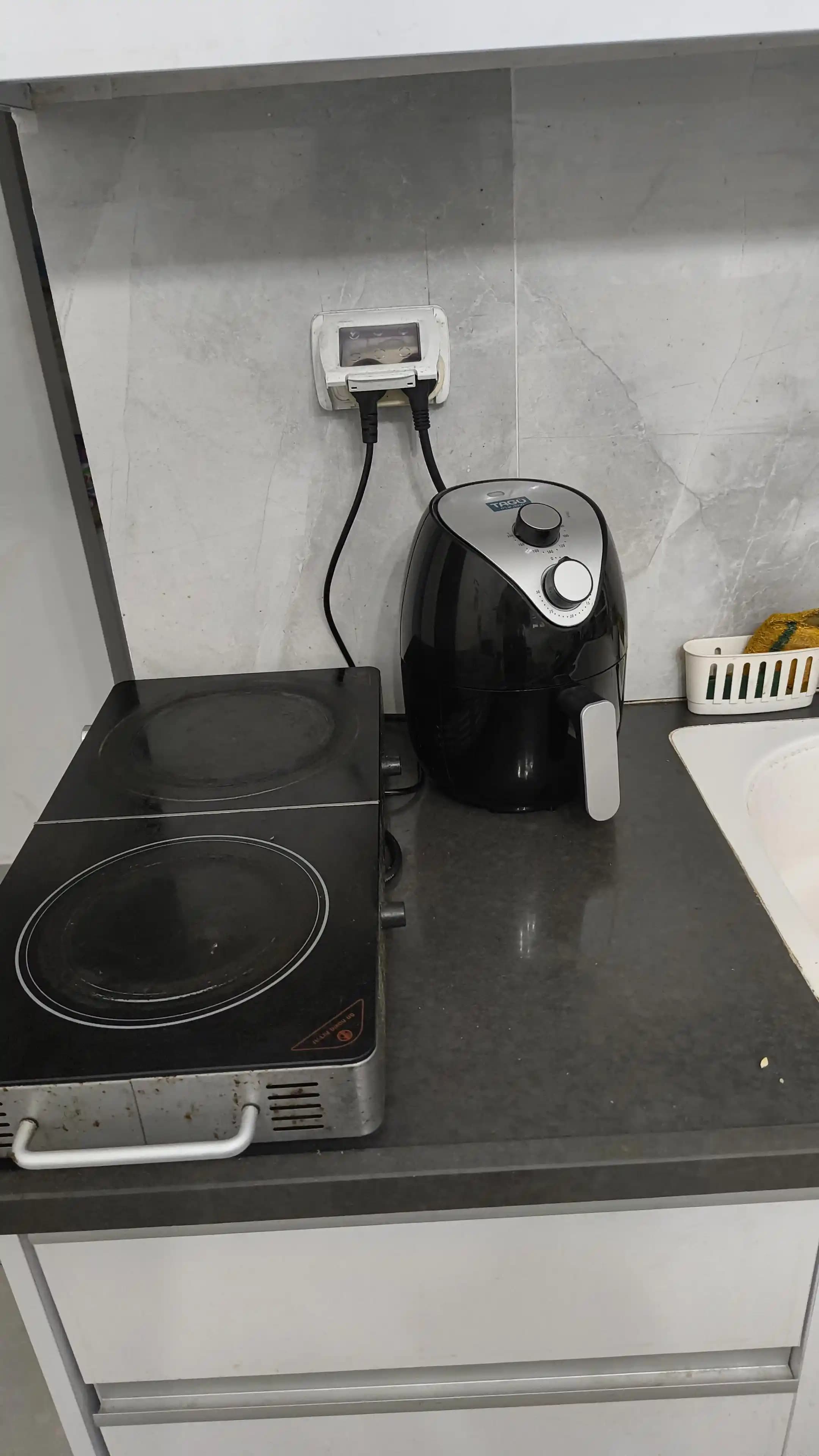 Air Fryer Kullanımında Güvenlik, Pişirme Teknikleri ve Temizlik İpuçları