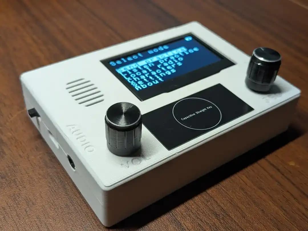 AVR128DA48 Mikrodenetleyicili Morse Kodu Eğitmeni: Donanım ve Tasarım Ayrıntıları