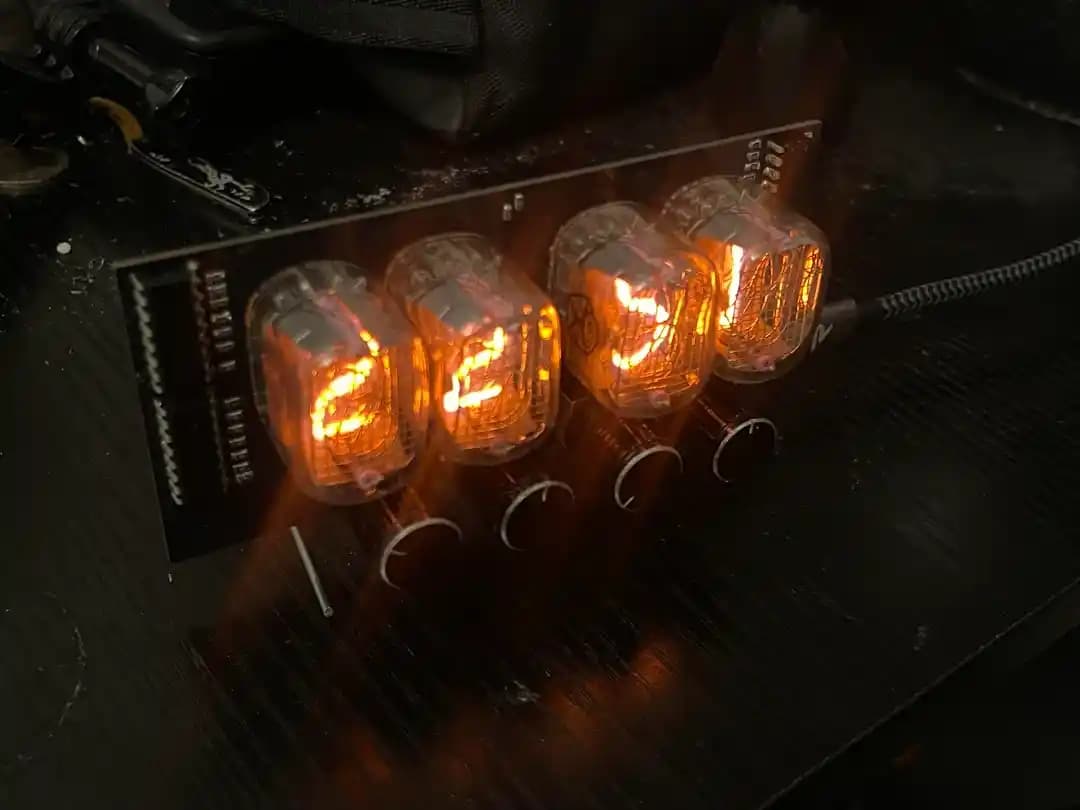 Nixie Tüp Saatlerde Ömür Uzatma Yöntemleri ve Tasarım Detayları