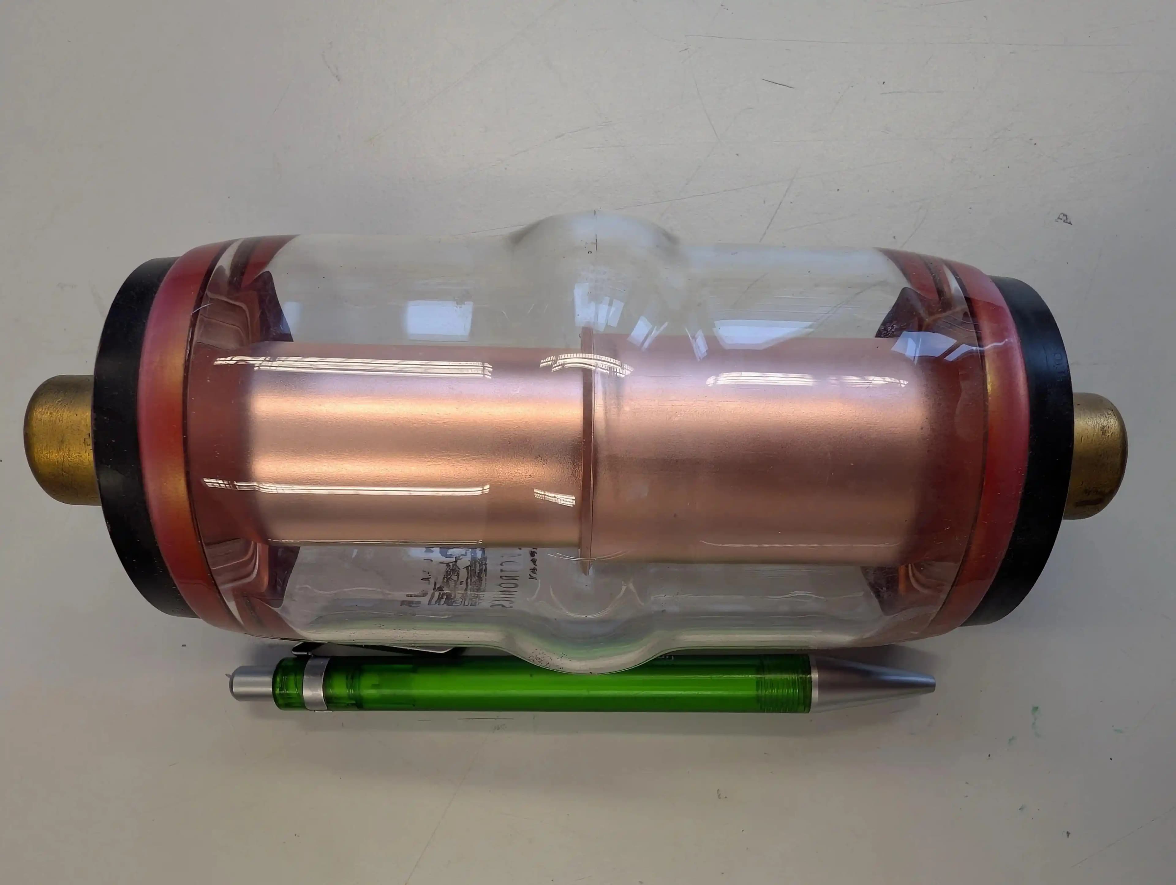 Yüksek Gerilim Vakum Kondansatörlerinin Yapısı, Kullanımı ve Endüstriyel Uygulamaları