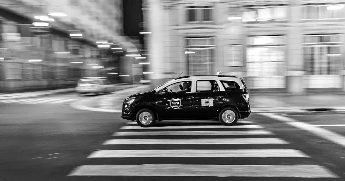 2025'te 82 İnçlik Televizyon Seçiminde Bilmeniz Gereken 5 Kritik İpucu