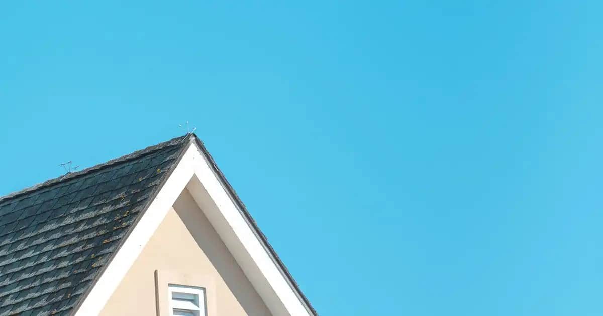 Alternatif Akım Nedir, Nasıl Çalışır ve Elektrik Sistemlerindeki Önemi