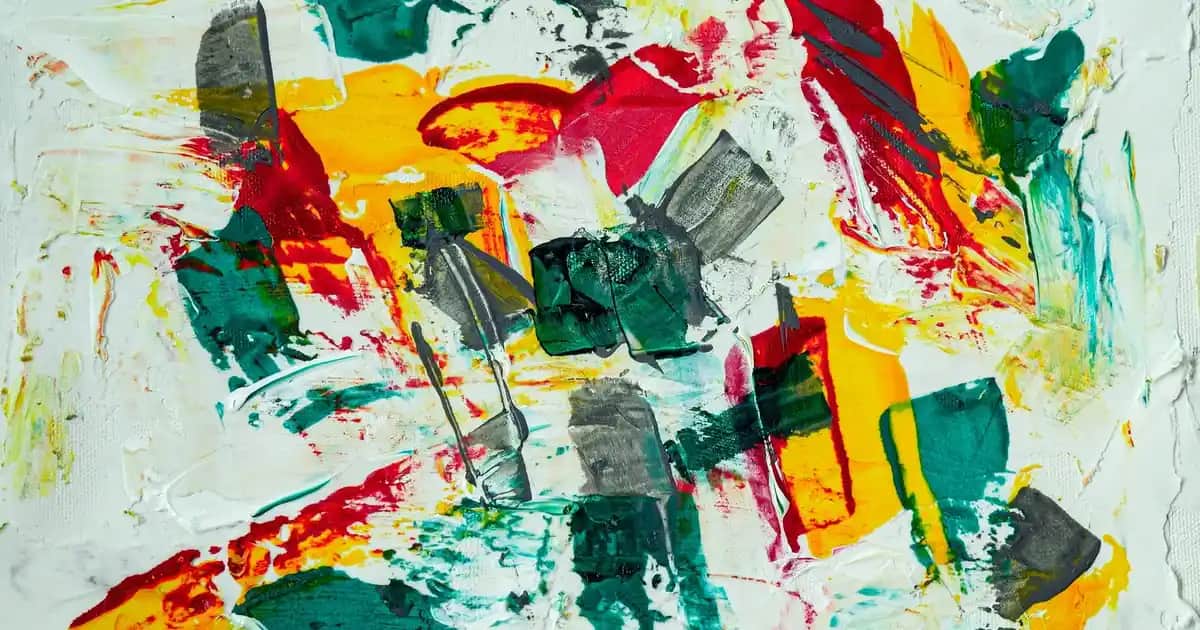 Küçük TV Modelleri ve Özellikleri: Kompakt ve Taşınabilir Eğlence Çözümü