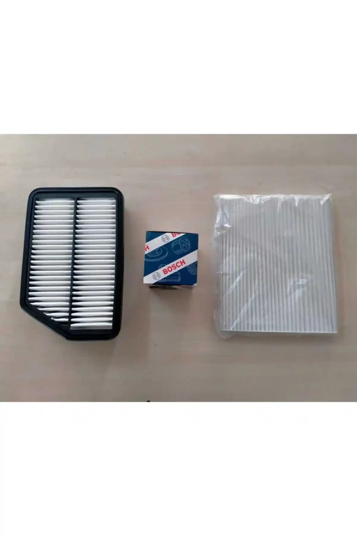 Hyundai IX35 Benzinli Filtre Bakım Seti: Motor Performansını Koruyan Güvenilir Çözüm