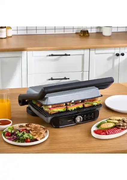 Karaca Gastro Grill Pro 2400W Izgara ve Tost Makinesi: Çok Fonksiyonlu Modern Mutfak Aleti