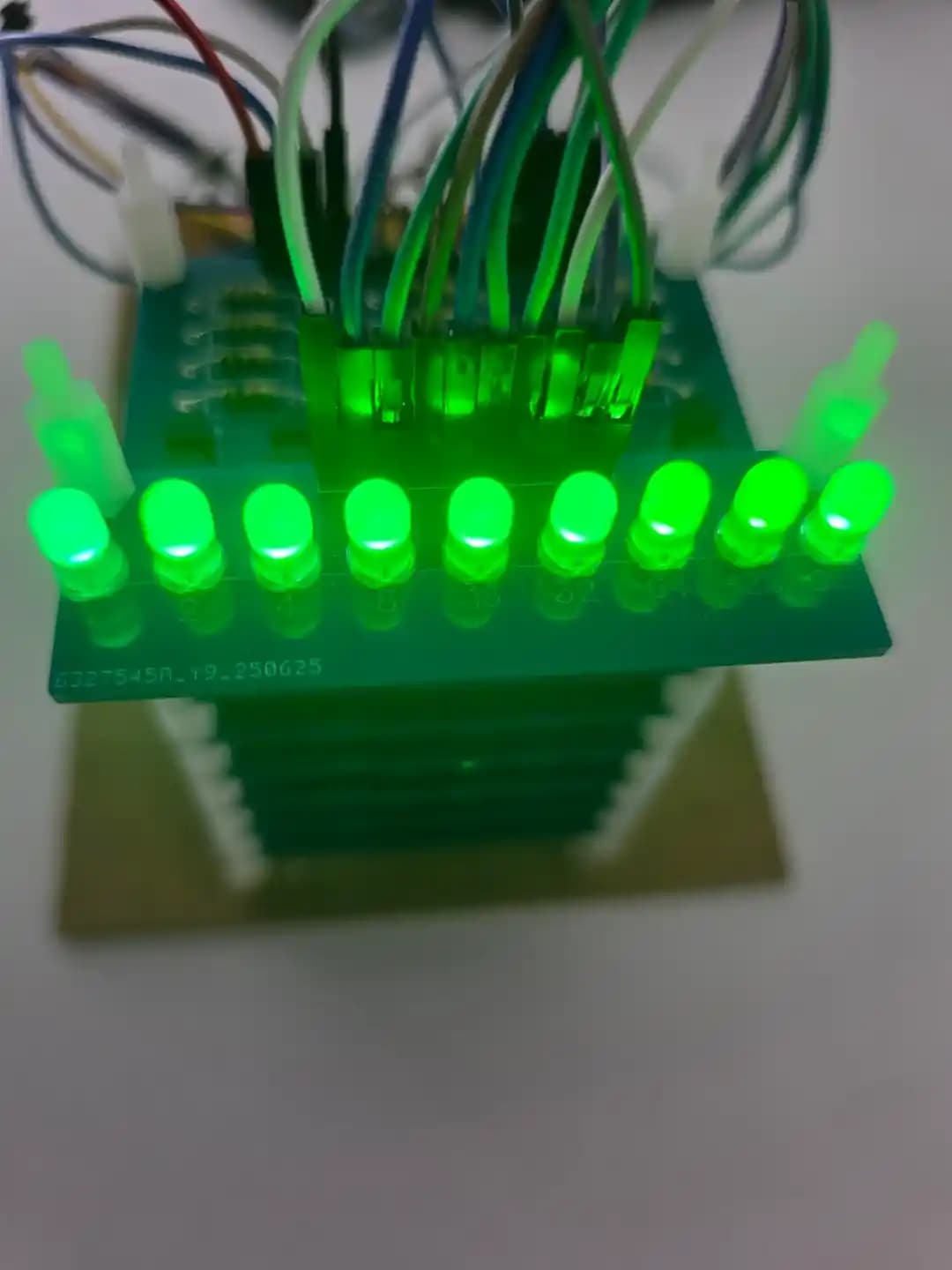 8 Bit Tam Toplayıcı Nedir ve Dijital Elektronikte Nasıl Çalışır?