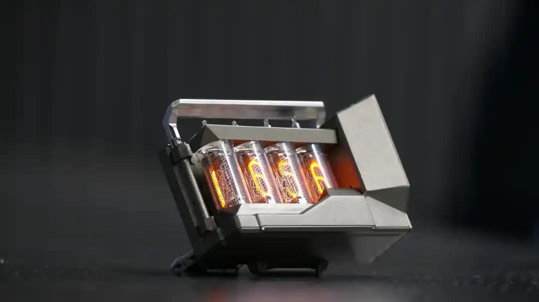 BUBLIK Watch: Retro Nixie Tüplü Modern Mikrodenetleyici Kontrollü Saat Tasarımı ve Teknik Özellikleri