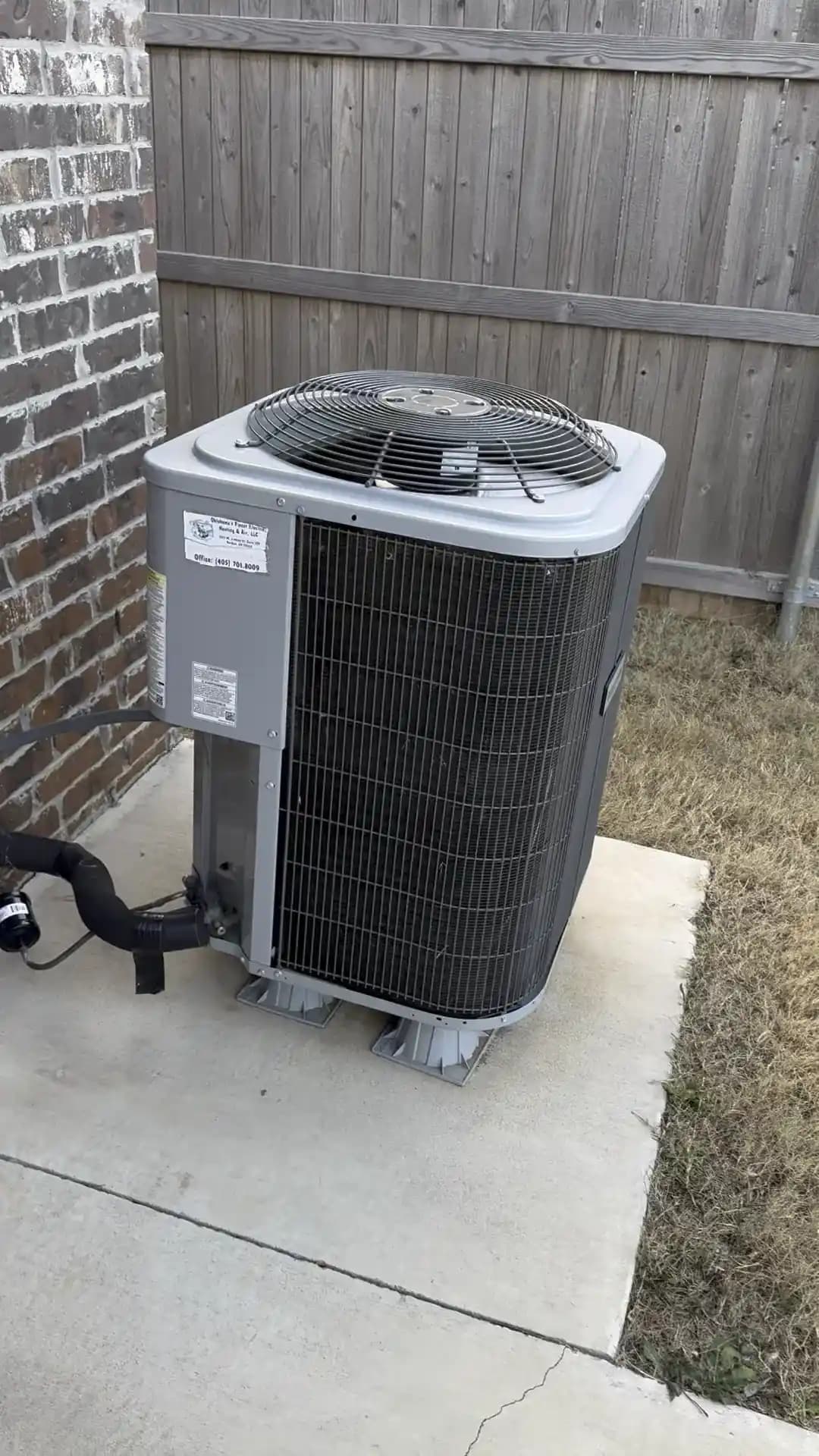 Klima Kondanser Ünitesinde Yüksek Sesli Kekeme Gürültüsünün Nedenleri ve Çözüm Yöntemleri