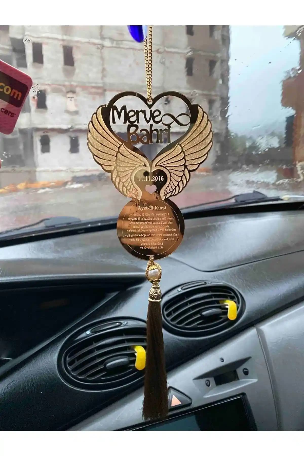 Aker Hediyelik ve Kişiye Özel Pleksi Araç Süsü Karşılaştırması