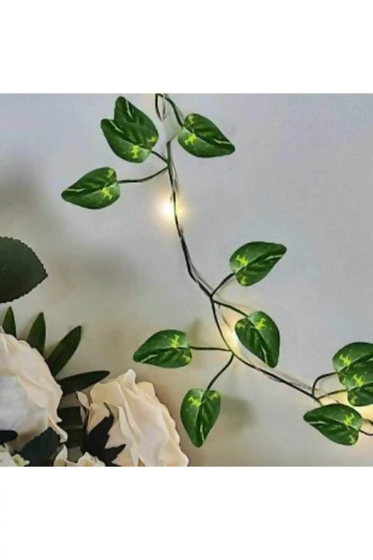 Casadilegno Yeşil Yapraklı Yapay Sarmaşık ve LED Işık ile Dekorasyon Çözümü