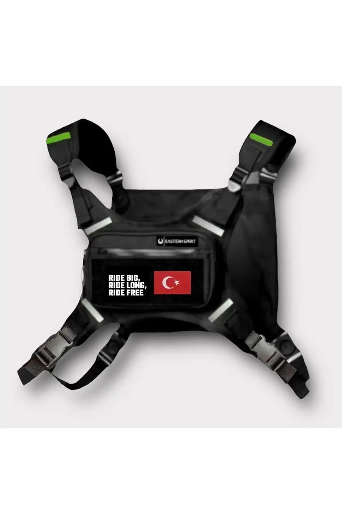 EASTERN SPİRİT ve Vi Caro Reflektörlü Yelek Karşılaştırması Güvenlik ve Kullanım Özellikleri