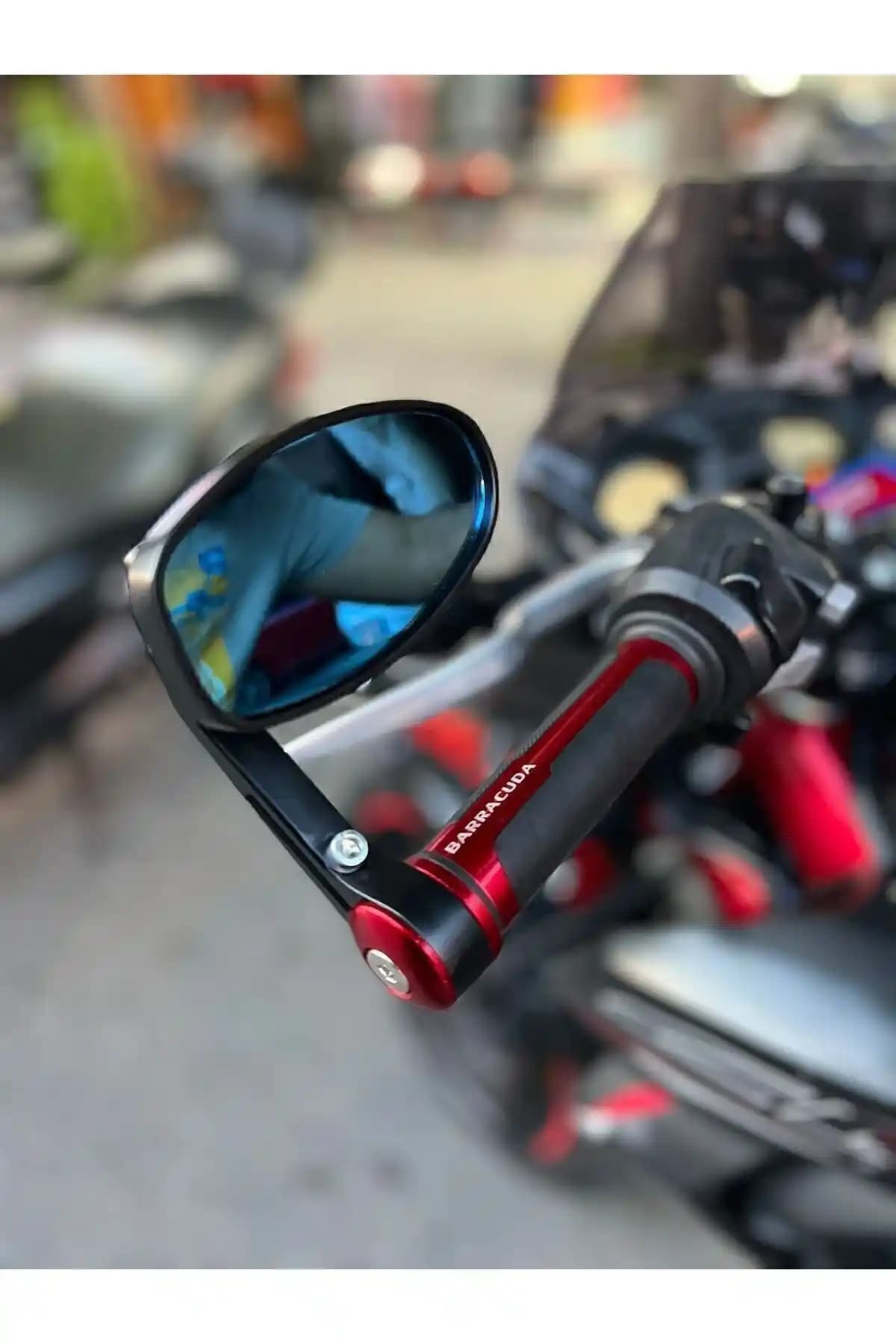 EFORMOTOR Gidon Aynası Siyah: Güvenlik ve Estetiği Bir Arada Sunan Motosiklet Aksesuarı