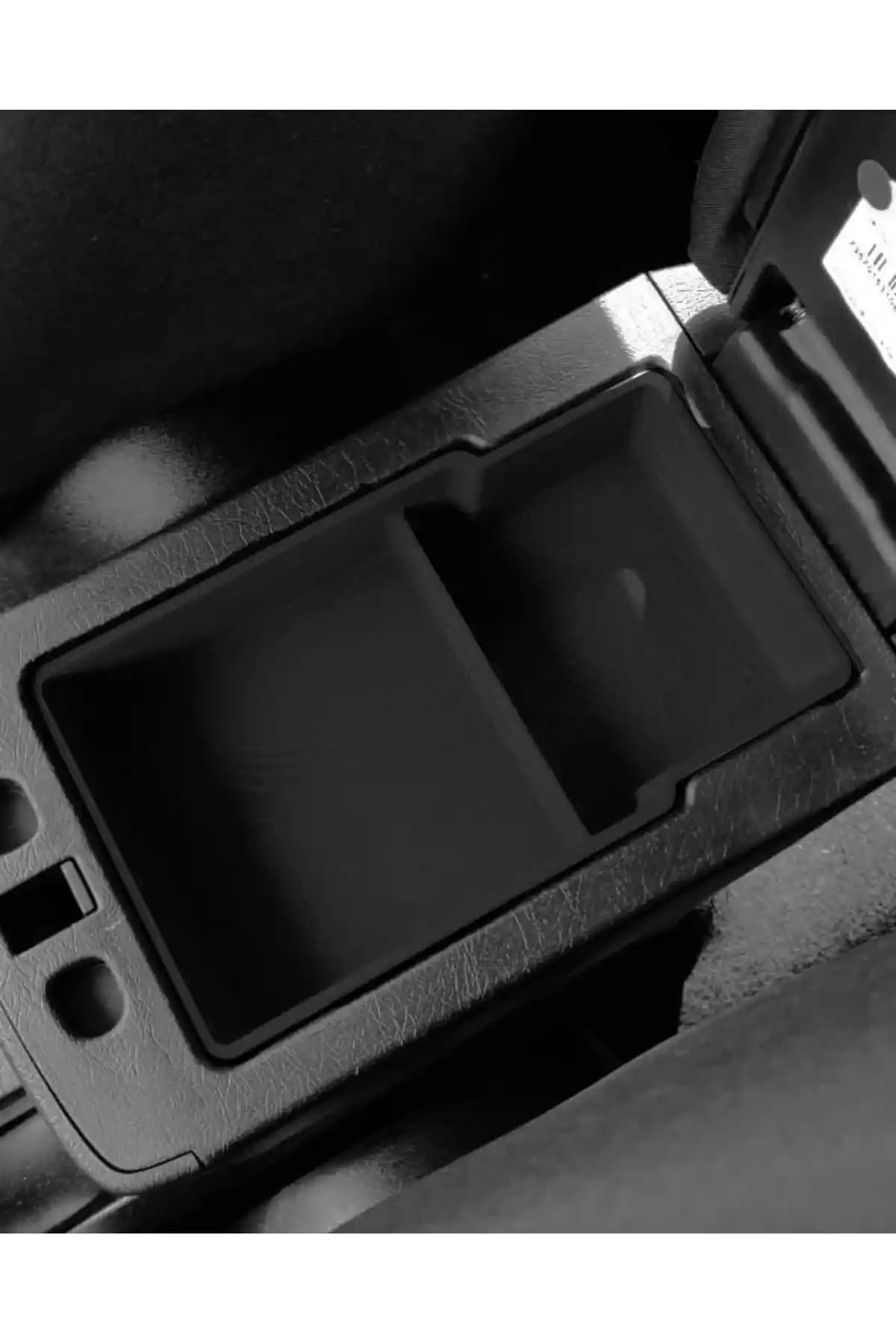 Fiat Egea İç Mekan Düzenleyicisi: Şık ve Fonksiyonel Kolçak Organizer Çözümü