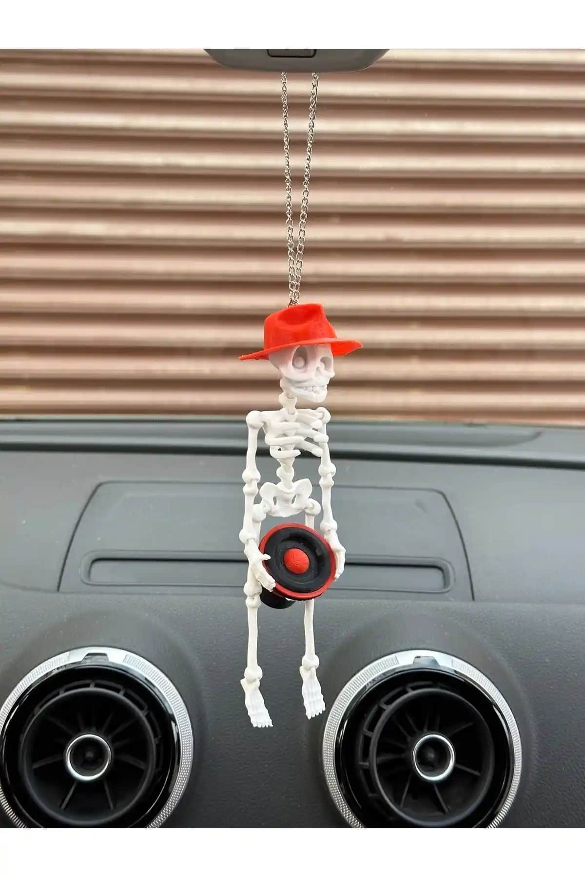 Ford Focus için özel tasarım araba aynası: stil ve eğlenceyi bir arada sunar