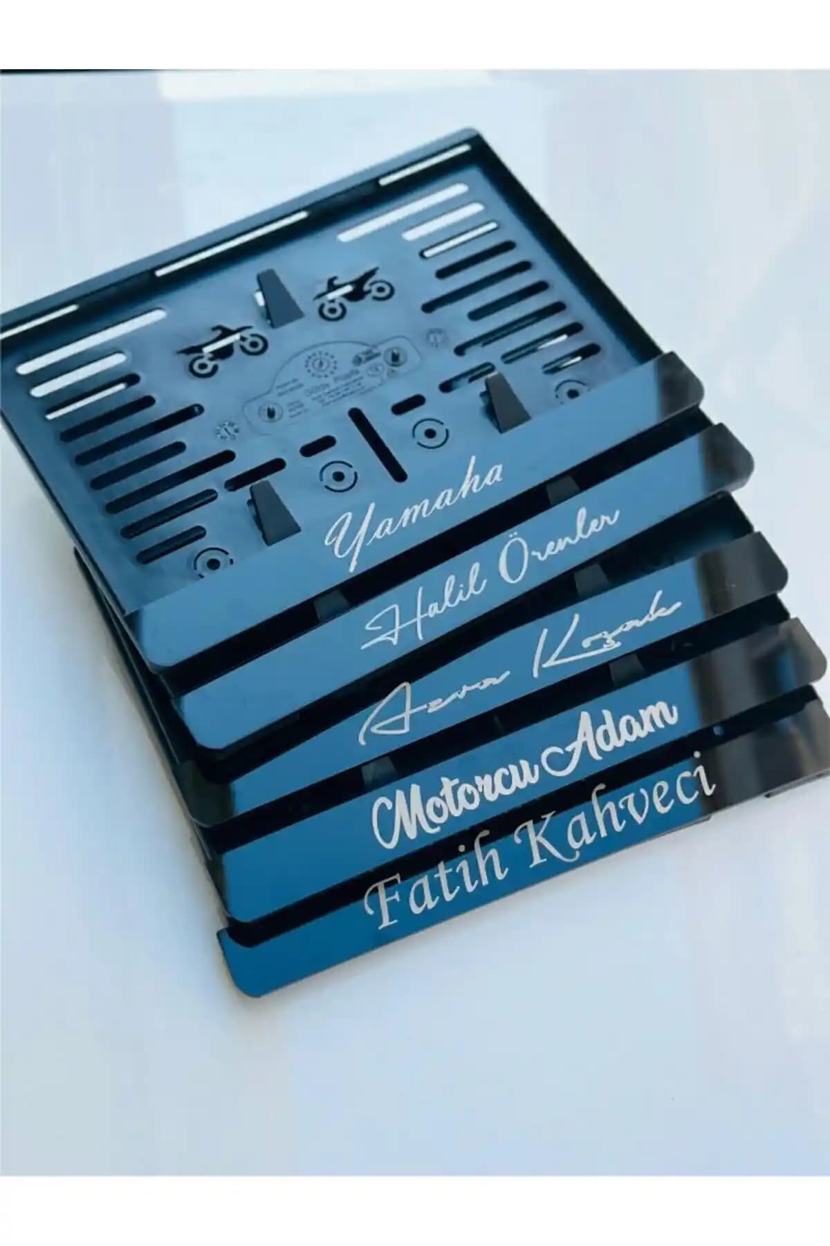 Gold Pleksi Lüx Premium Parlak Motosiklet Markalama Plakalık 15x24 cm Şık ve Dayanıklı Tasarım