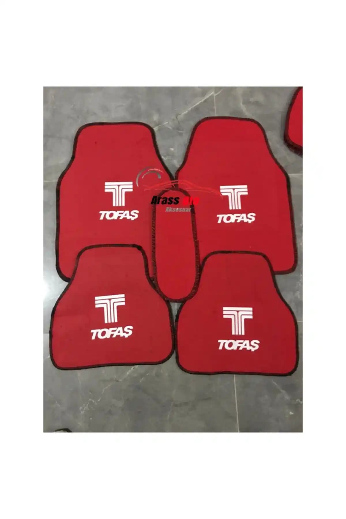 Tofaş Doğan İçin Kırmızı Deri Paspas Seti Araç Konforunu Artıran Aksesuar