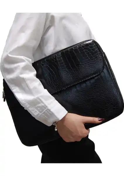 D'Vers Unisex MacBook Kılıfı 13-15.6 İnç Uyumlu Şık ve Koruyucu Tasarım