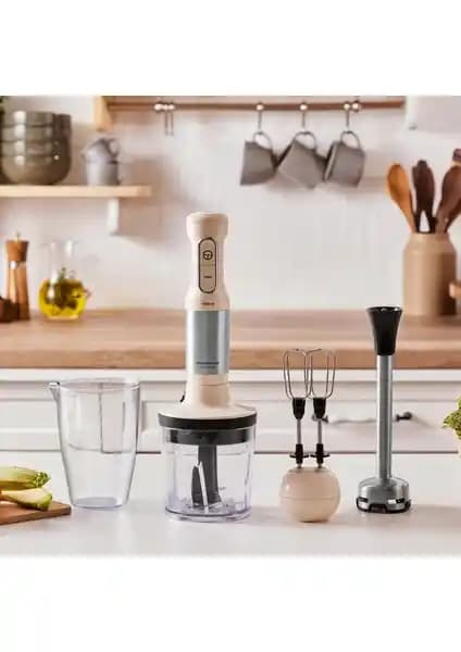 Karaca Mastermaid Prosteel ve Korkmaz Mia Mega AzuraKrom Blender Setleri Karşılaştırması