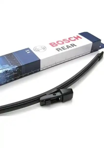 Volkswagen Golf 7 Arka Silecek Değişimi ve Bosch Kalitesi Hakkında Bilmeniz Gerekenler