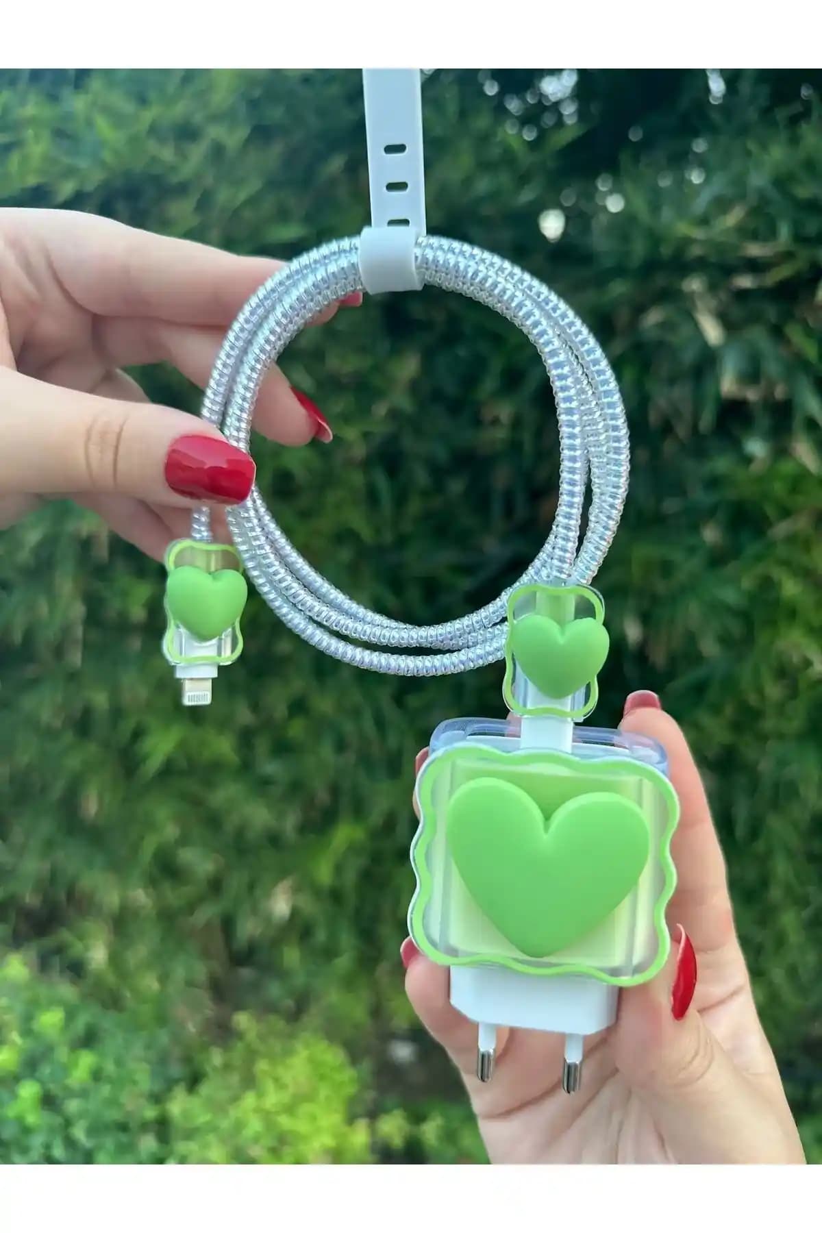 Casablanca Elektronik Aksesuarları ve Uyumlu Şarj Aleti Kılıfı Koruması İncelemesi