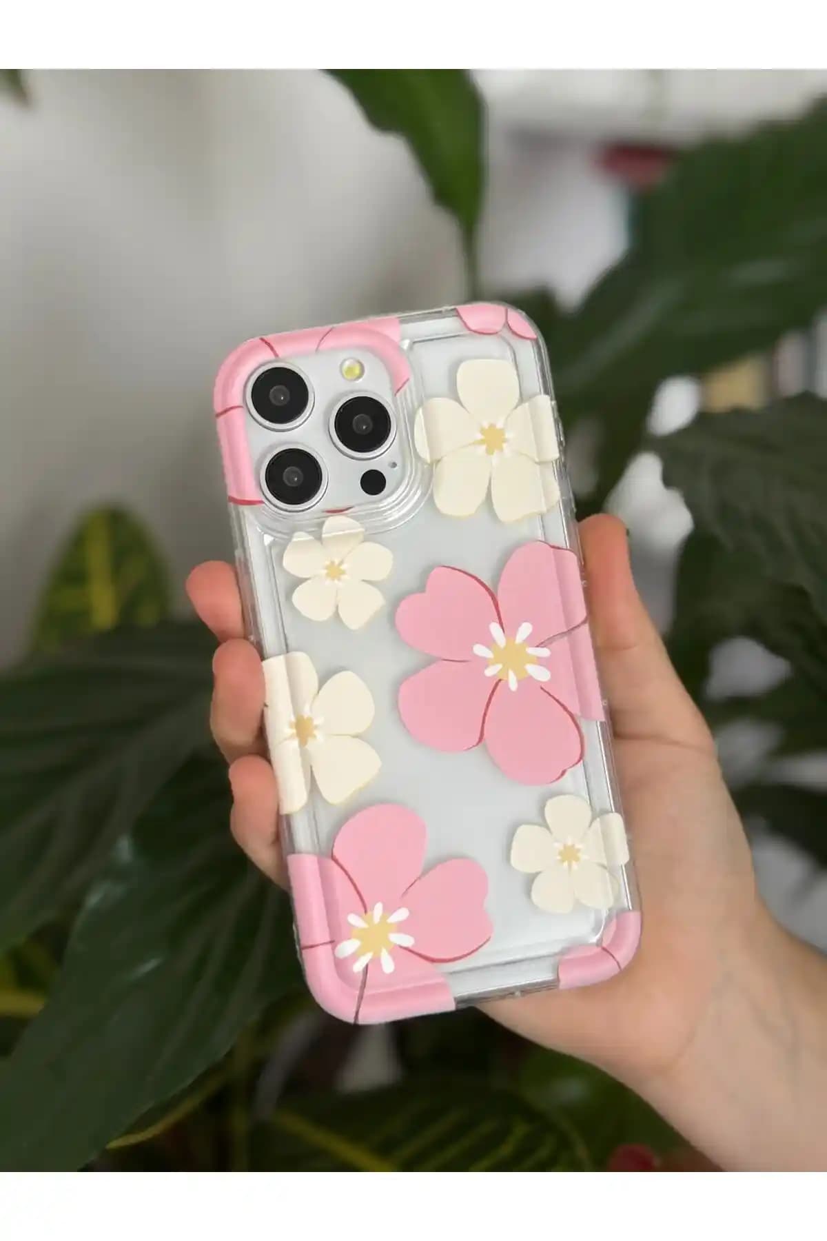 iPhone 11 için Uygun Pembe Telefon Kılıfı Seçiminde Dikkat Edilmesi Gerekenler ve Güncel Ürünler