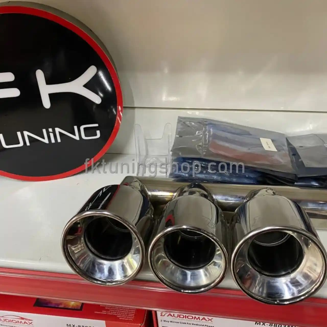 Krom Egzoz Ucu ve Ön Panjur Karşılaştırması: Otomobil Estetiği ve Fonksiyonellik Analizi