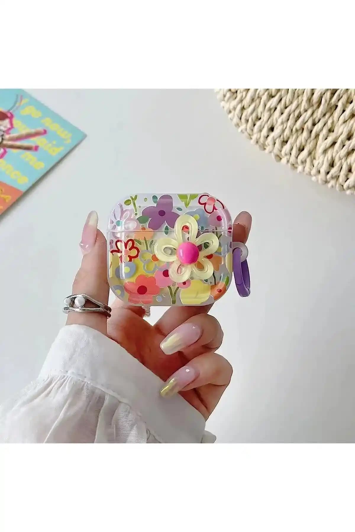 Lavanda Tasarımlı Kulaklık Kılıfı Seçenekleri ve Estetik Özellikleri Analizi