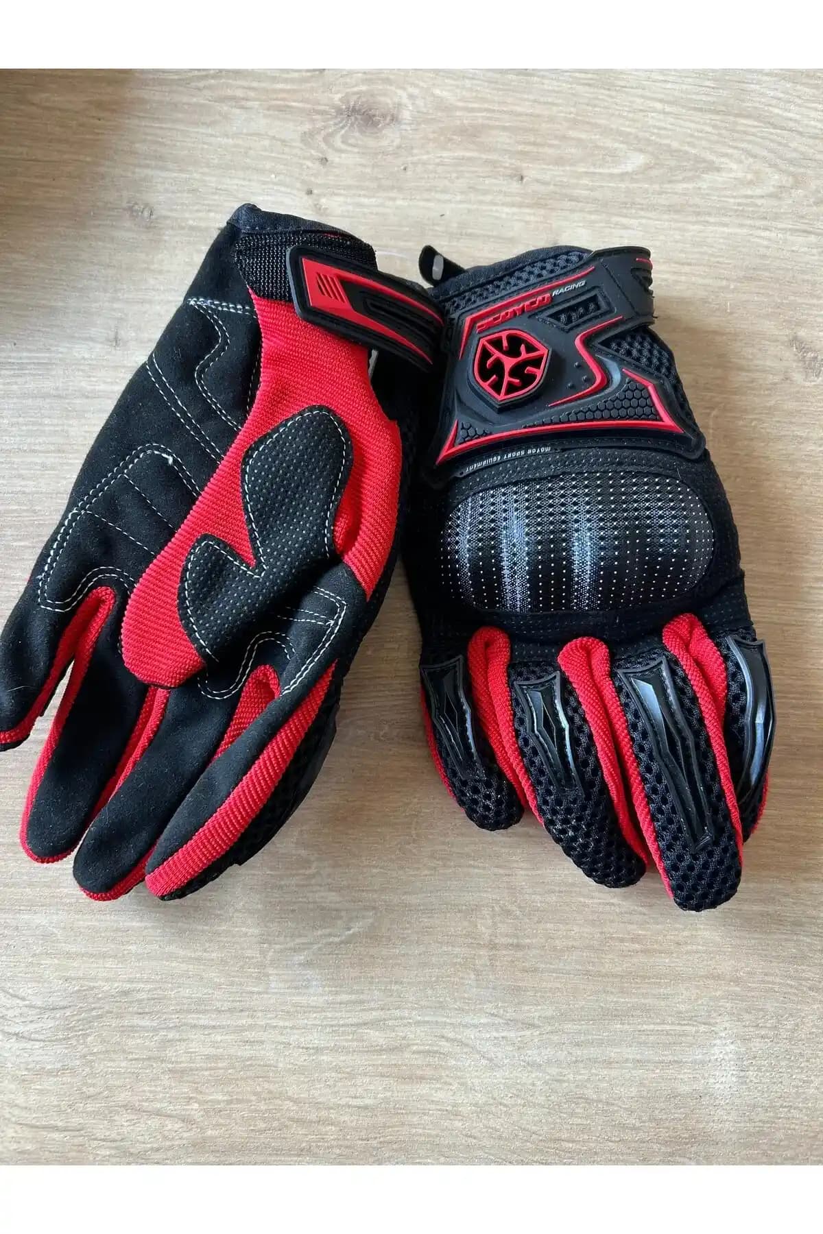 Motosiklet Eldivenleri Dayanıklılığı: Schulzzz ve Scoyco Ürünleri Analizi