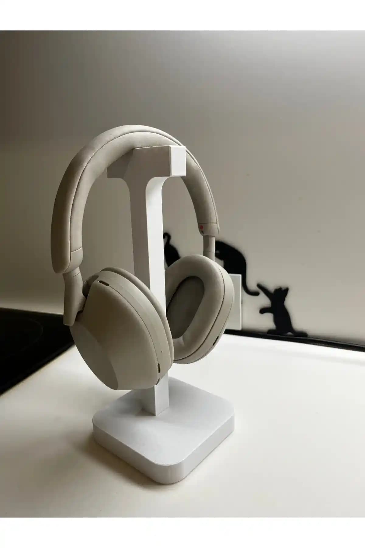 Oyuncu Kulaklık Standlarının Fonksiyonelliği ve Güncel Trendler Analizi