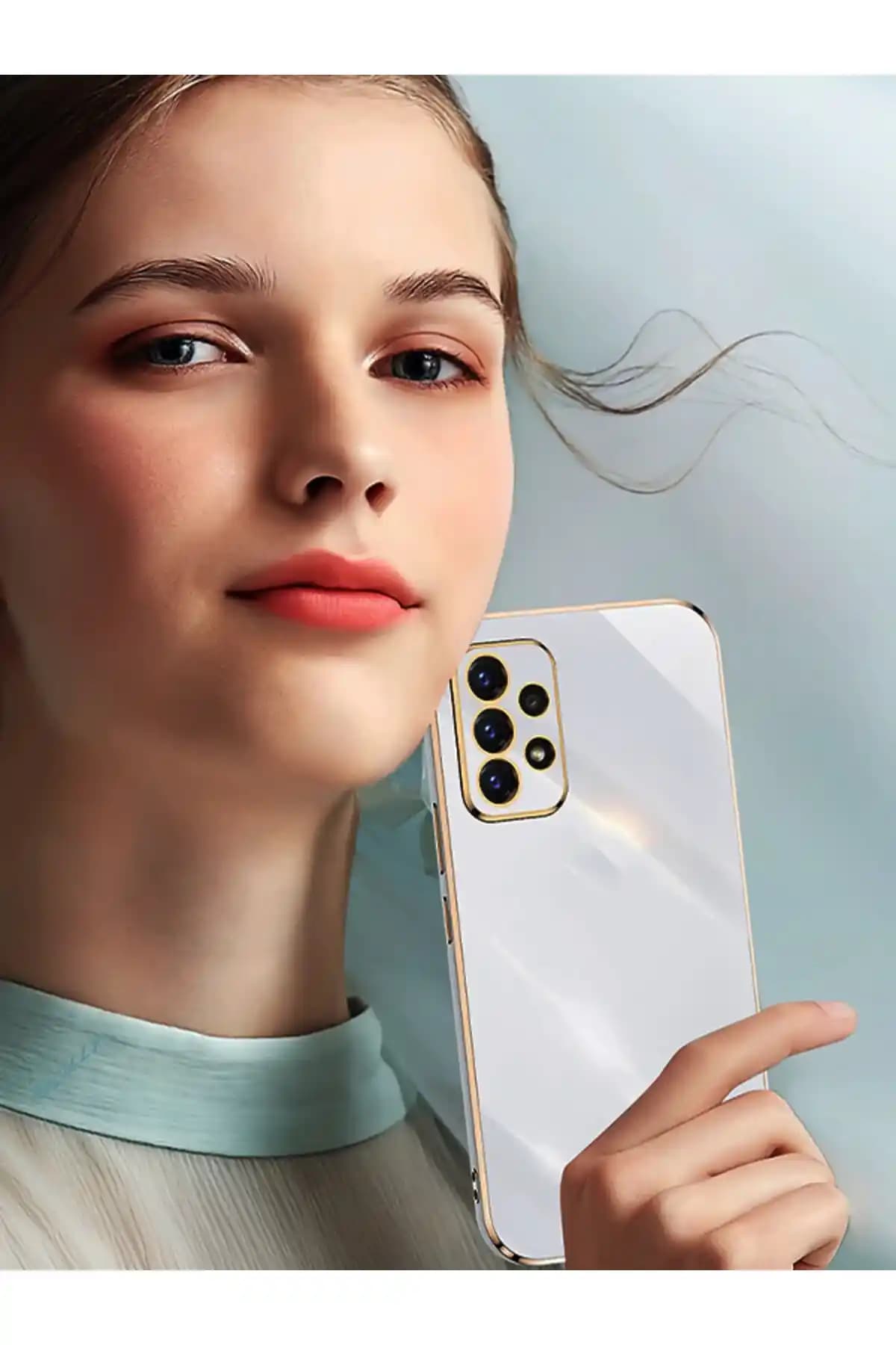 Samsung Galaxy A52 için Gold Detaylı Silikon Kılıf Seçenekleri ve Özellikleri