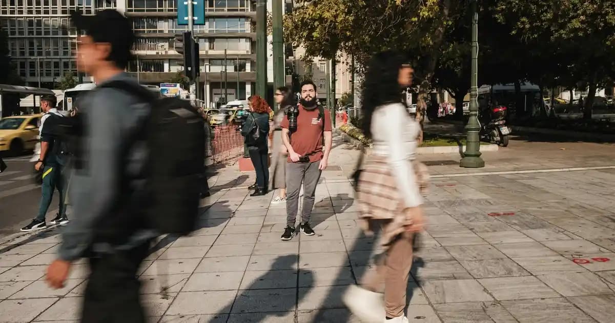 Seffaf iPhone 13 Kılıfı: Estetik ve Koruma Sağlayan Pratik Çözüm