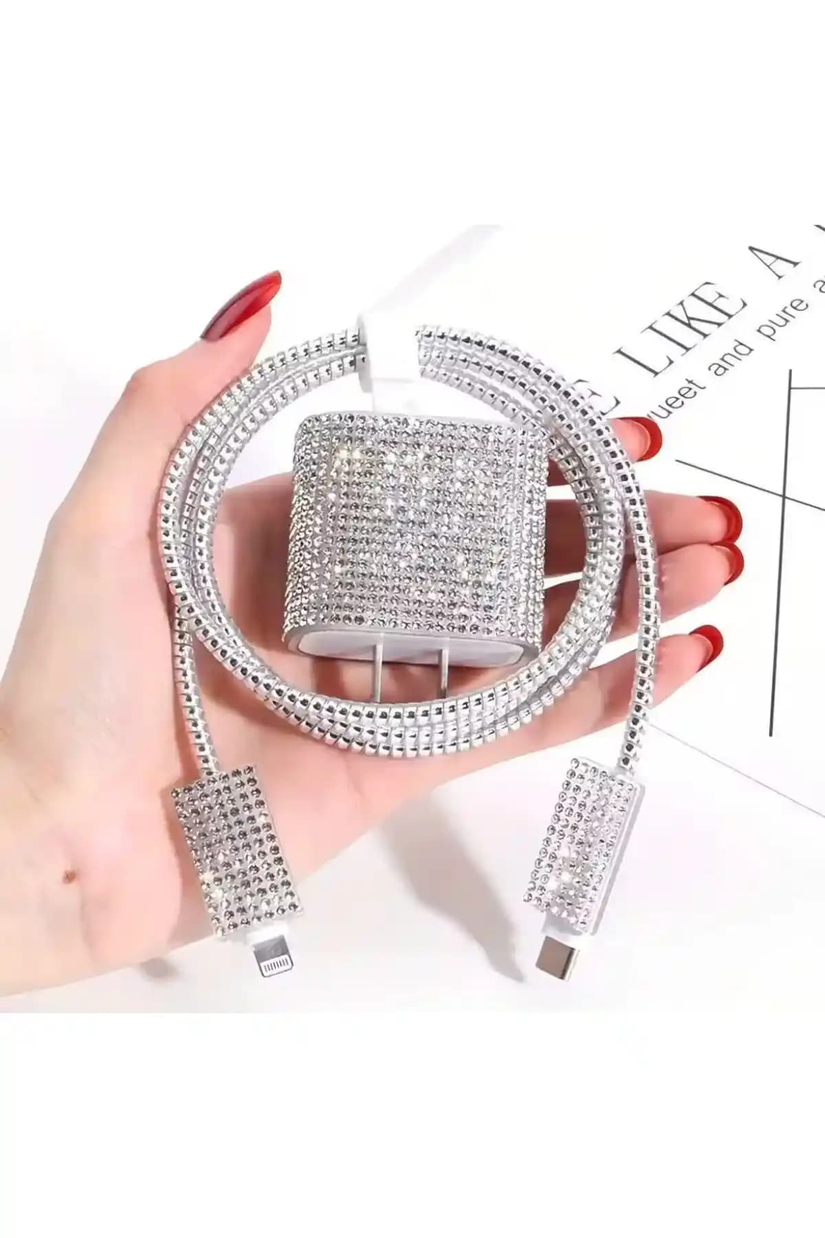 Şık ve Dayanıklı Kablo Koruyucu Modelleri Elektronik ve Ev Aksesuarlarında Güvenlik Sağlar