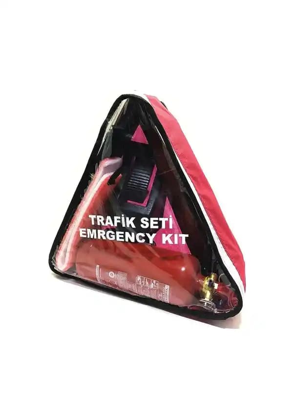 Üçgen Trafik Setleri Araç Güvenliğinde Temel ve Vazgeçilmez Bir Güvenlik Ekipmanı